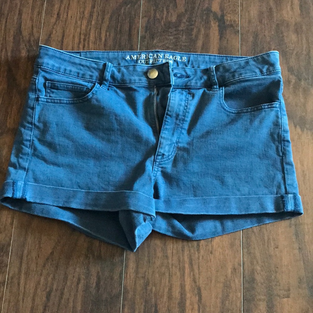 American Eagle Hi-Rise Shortie